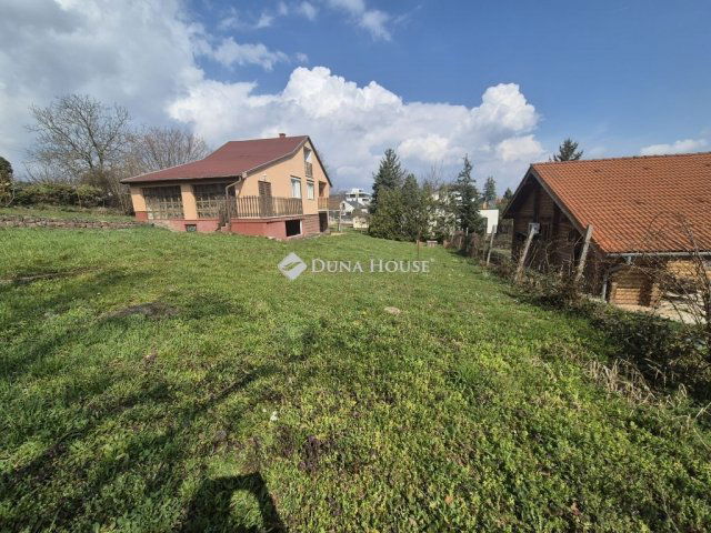 Eladó családi ház, Balatonalmádiban 119.9 M Ft, 4 szobás