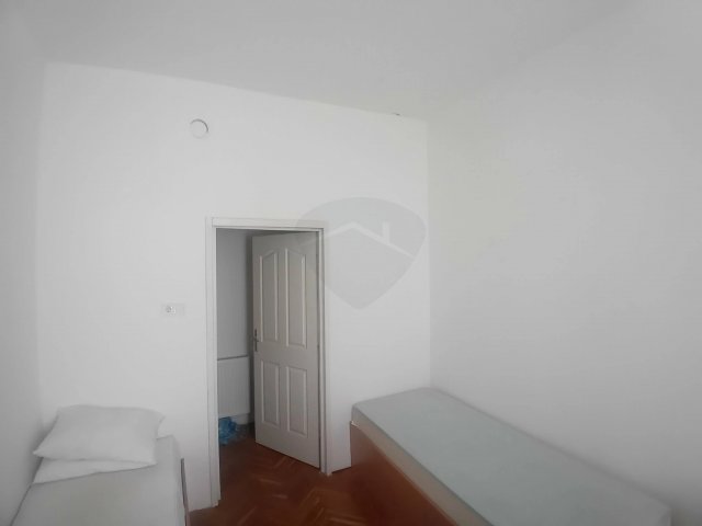 Eladó téglalakás, Zagyvaszántón 22.5 M Ft, 3+2 szobás
