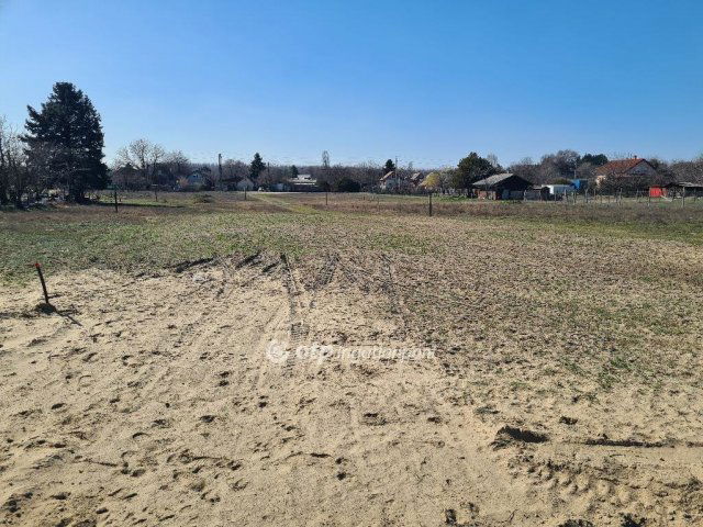 Eladó telek, Dunaharasztin 54.9 M Ft / költözzbe.hu