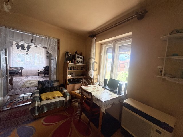 Eladó családi ház, Cegléden 27.99 M Ft, 2 szobás