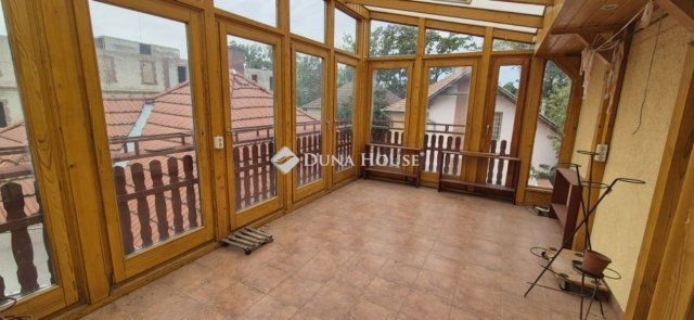 Eladó családi ház, Hódmezővásárhelyen 110 M Ft, 8 szobás