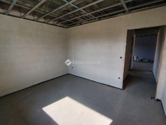 Eladó ikerház, Szigetszentmártonban 78 M Ft, 4 szobás