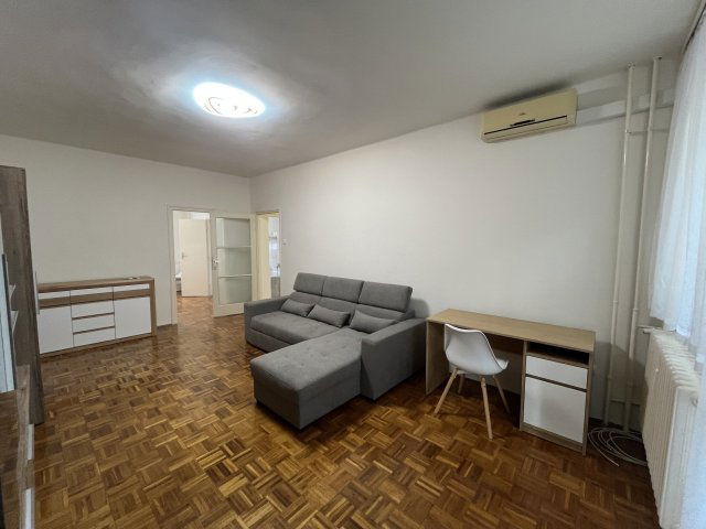 Kiadó téglalakás, albérlet, Győrött 200 E Ft / hó, 2 szobás