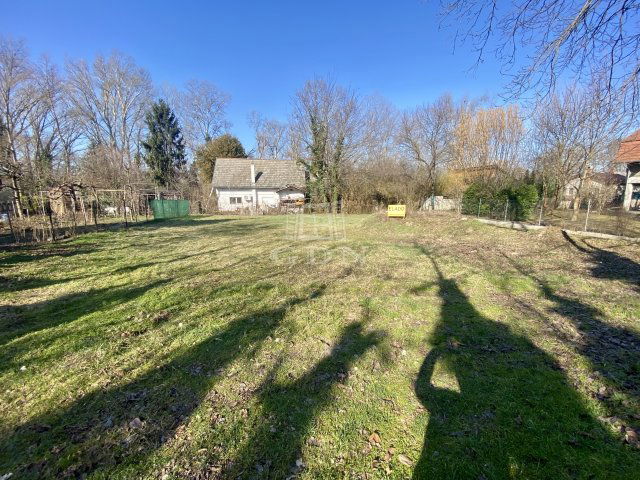 Eladó telek, Szigetszentmiklóson 29.9 M Ft / költözzbe.hu