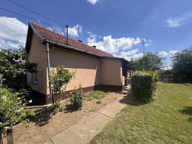 Eladó családi ház, Hosszúpályin 24.9 M Ft, 2 szobás