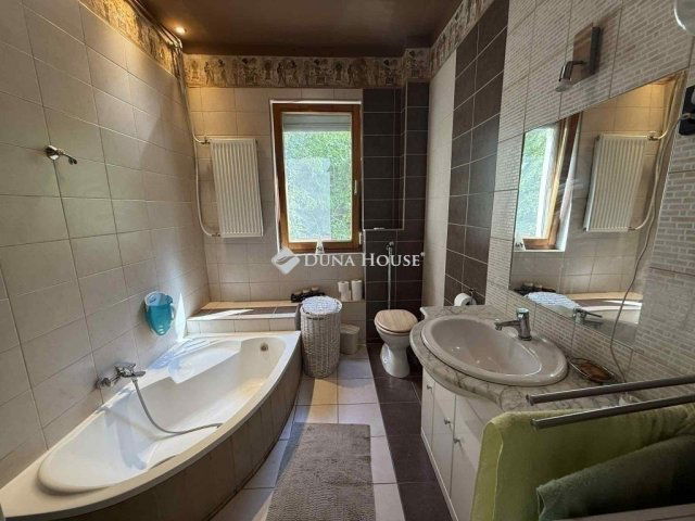 Eladó családi ház, Budapesten, XIX. kerületben 99.9 M Ft