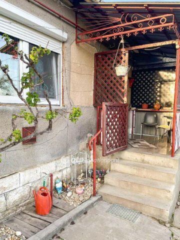 Eladó családi ház, Mérken 22.5 M Ft, 3 szobás