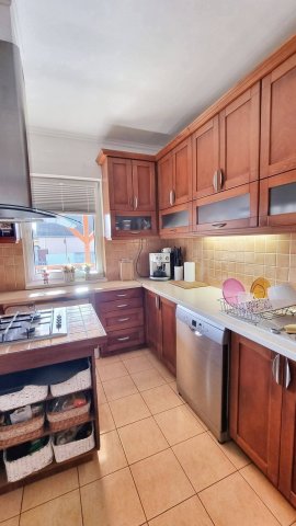 Eladó családi ház, Nyíregyházán 79 M Ft, 5 szobás