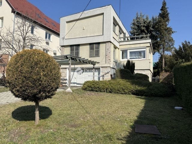 Eladó családi ház, Érden 99.9 M Ft, 4 szobás