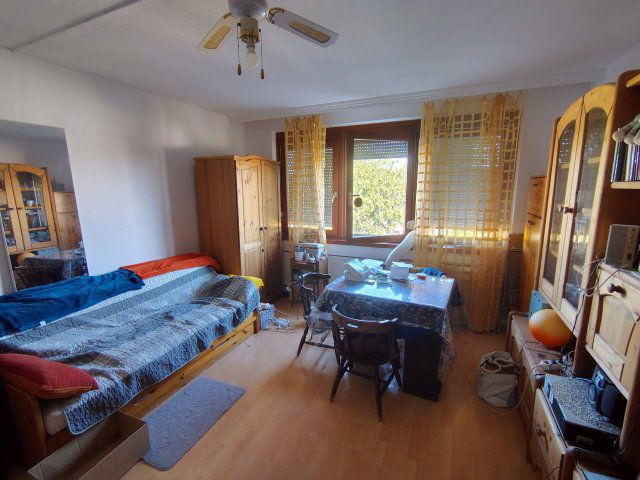 Eladó panellakás, Cegléden 33.9 M Ft, 1 szobás