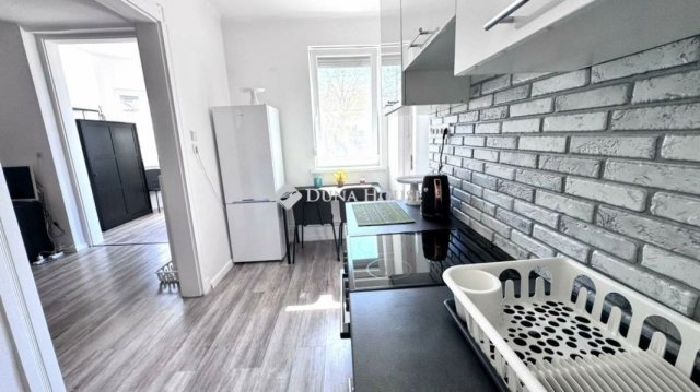 Eladó családi ház, Budapesten, XX. kerületben 84.9 M Ft