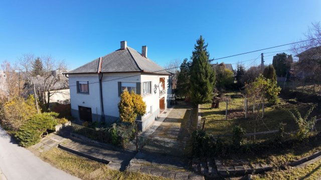 Eladó családi ház, Ózdon, Füredi utcában 19.9 M Ft, 4 szobás