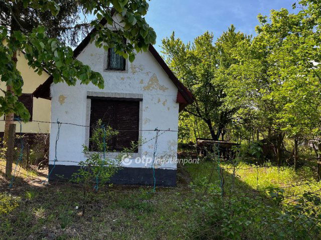 Eladó családi ház, Debrecenben 4.99 M Ft, 2 szobás