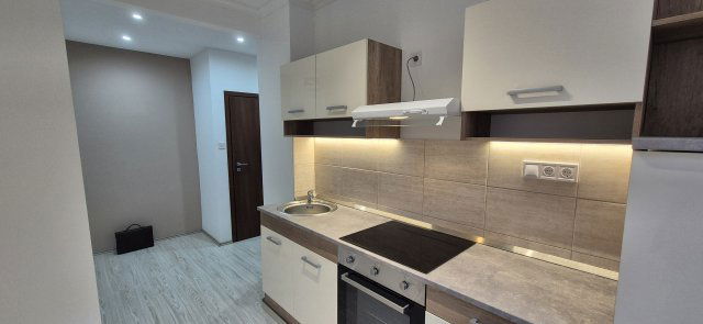 Eladó téglalakás, Debrecenben, Szegfű utcában 69.9 M Ft