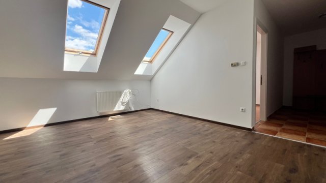 Eladó téglalakás, Budapesten, XVIII. kerületben 39.9 M Ft
