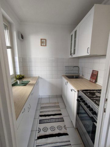 Eladó családi ház, Budapesten, III. kerületben 69.9 M Ft