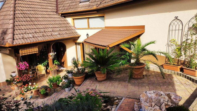 Eladó családi ház, Zalakaroson 130 M Ft, 5 szobás