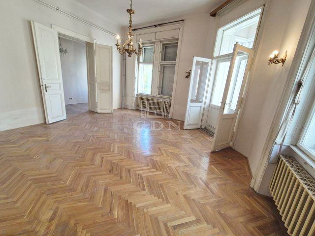 Eladó téglalakás, Budapesten, VII. kerületben 109.9 M Ft