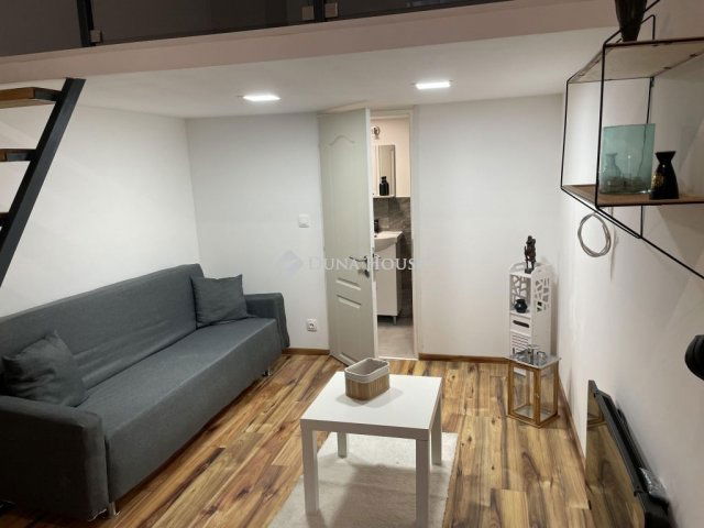 Eladó téglalakás, Budapesten, VII. kerületben 34.9 M Ft