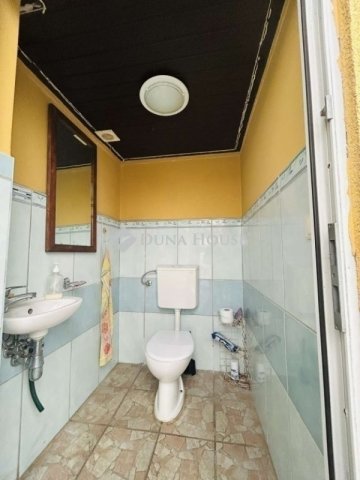 Eladó családi ház, Gyálon 125 M Ft, 5 szobás