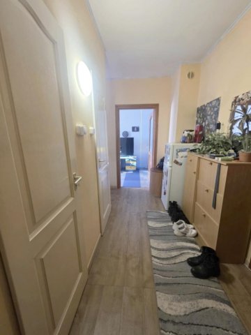 Eladó panellakás, Dunaújvárosban 32 M Ft, 1+1 szobás