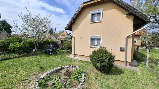 Eladó családi ház, Szigethalmon 75.9 M Ft, 2+3 szobás