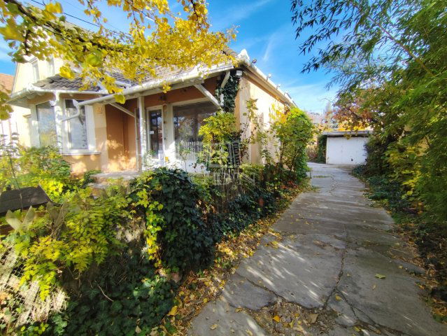 Eladó családi ház, Kecskeméten 85 M Ft, 5 szobás