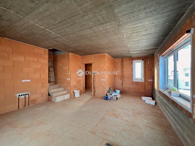 Eladó téglalakás, Kozármislenyen 79.99 M Ft, 3 szobás