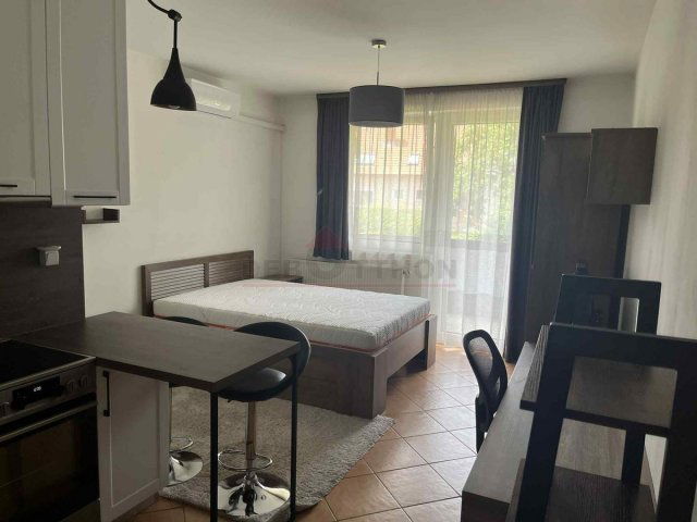 Kiadó téglalakás, albérlet, Debrecenben 190 E Ft / hó, 1 szobás