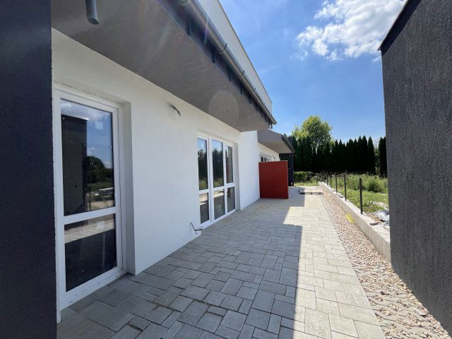 Eladó téglalakás, Tiszaújvárosban 64.676 M Ft, 4 szobás