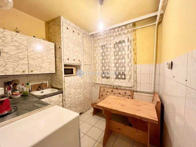 Eladó panellakás, Nyíregyházán 33 M Ft, 2 szobás