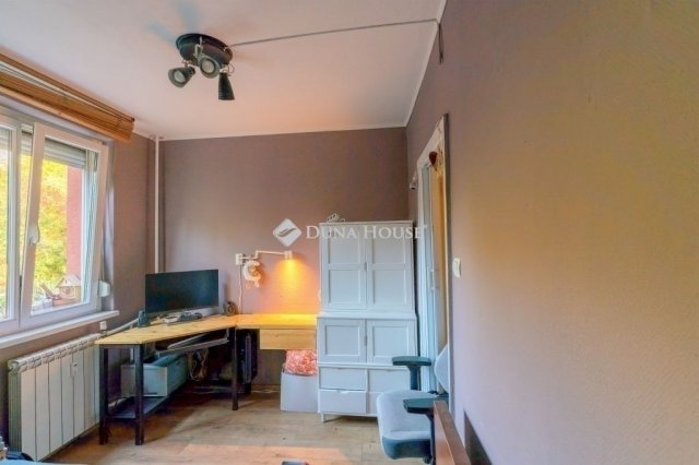 Eladó panellakás, Budapesten, XXI. kerületben 62 M Ft, 3 szobás