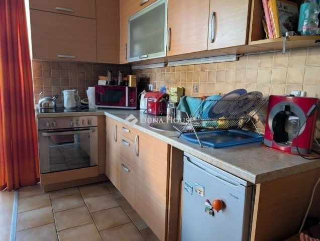 Eladó téglalakás, Budapesten, XVI. kerületben 86 M Ft, 3 szobás