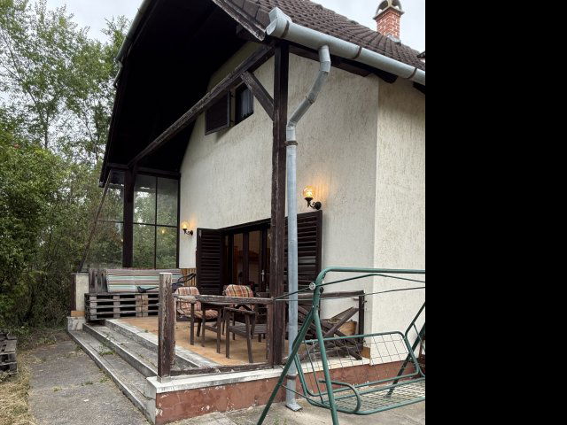 Eladó családi ház, Balatonfűzfőn 69.5 M Ft, 4 szobás