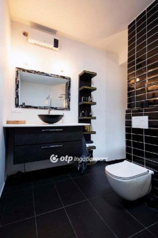 Eladó családi ház, Budapesten, II. kerületben 295 M Ft