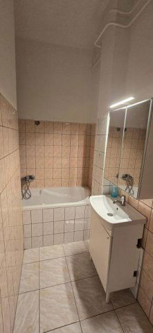 Kiadó téglalakás, albérlet, Győrött 140 E Ft / hó, 1 szobás