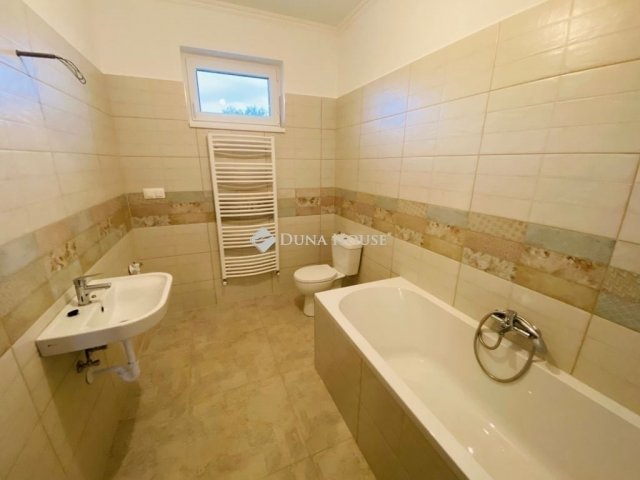 Eladó ikerház, Monoron 82 M Ft, 4 szobás / költözzbe.hu