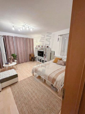 Kiadó téglalakás, albérlet, VIII. kerületben, Baross utcában