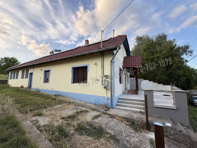 Eladó családi ház, Szandán 45 M Ft, 4 szobás