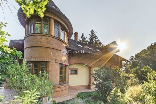 Eladó családi ház, Cibakházán 371.25 M Ft, 5 szobás