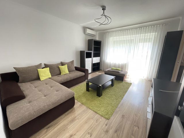 Kiadó téglalakás, albérlet, Pakson 200 E Ft / hó, 2 szobás