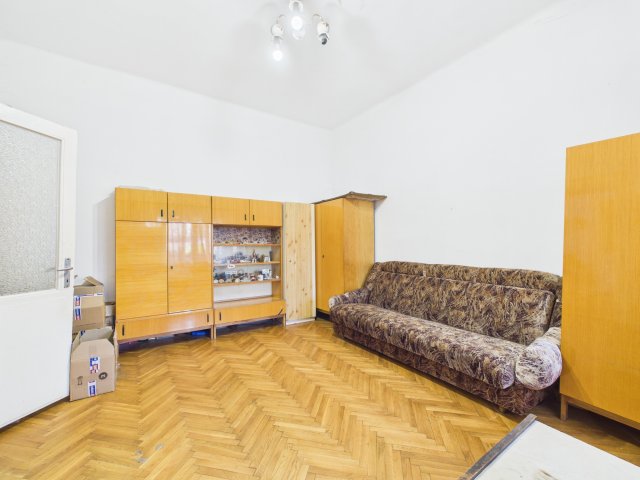 Eladó téglalakás, Budakeszin 42 M Ft, 2 szobás