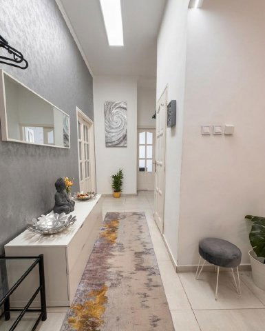 Eladó téglalakás, Budapesten, VI. kerületben 215 M Ft, 3 szobás