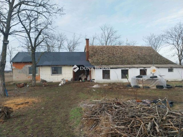 Eladó mezogazdasagi ingatlan, Hódmezővásárhelyen 15 M Ft