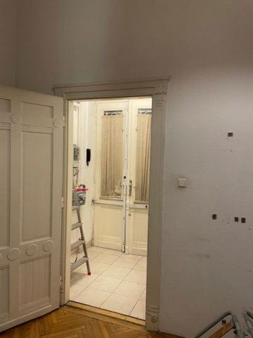 Eladó téglalakás, Budapesten, V. kerületben, Ferenciek terén