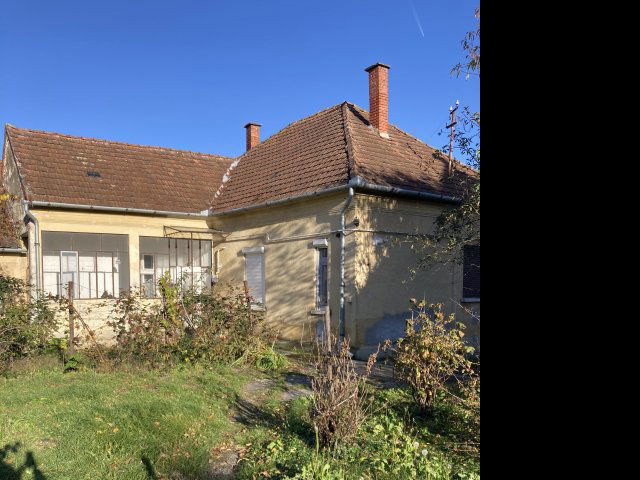 Eladó családi ház, Lentiben 43.9 M Ft, 3 szobás