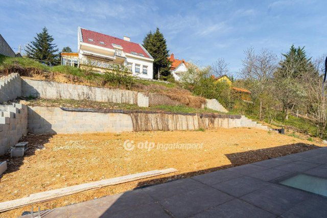Eladó ikerház, Budapesten, II. kerületben 329.9 M Ft, 4 szobás