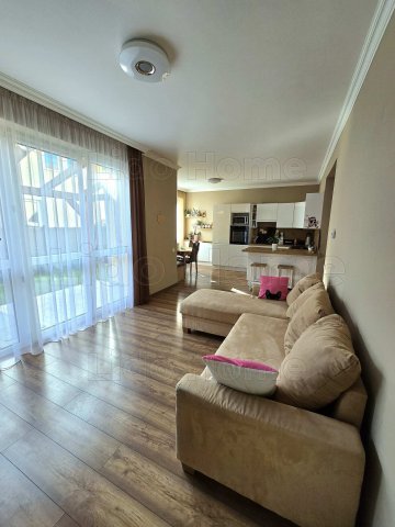 Eladó családi ház, Kehidakustányban 94.9 M Ft, 7 szobás