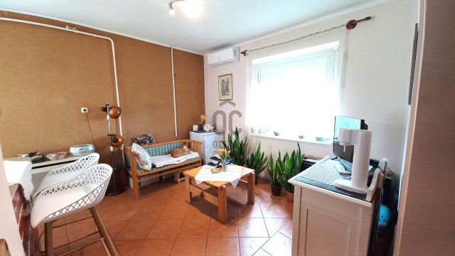 Eladó családi ház, Debrecenben 50 M Ft, 3 szobás