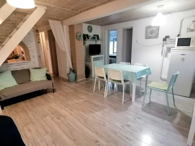 Eladó nyaraló, Gárdonyban 75 M Ft, 4+1 szobás